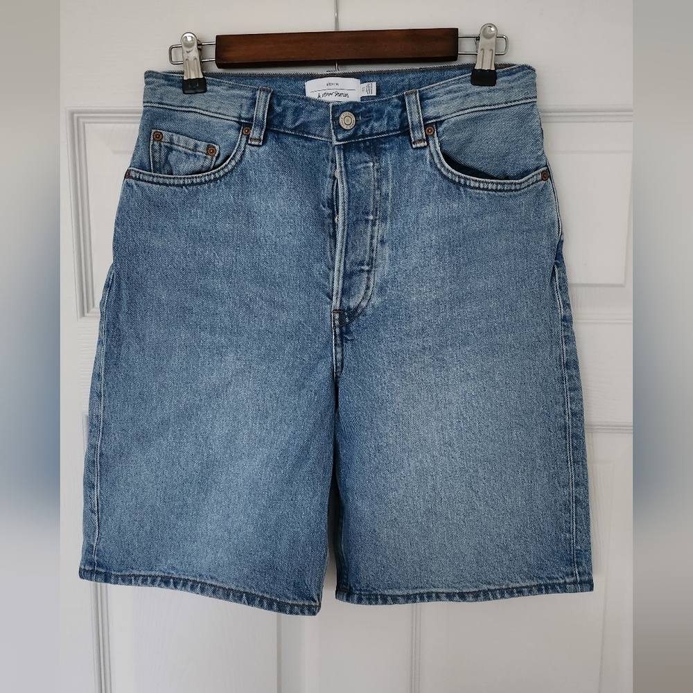 & Other Stories Denim Shorts 6
